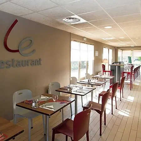 Campanile 3* أجان